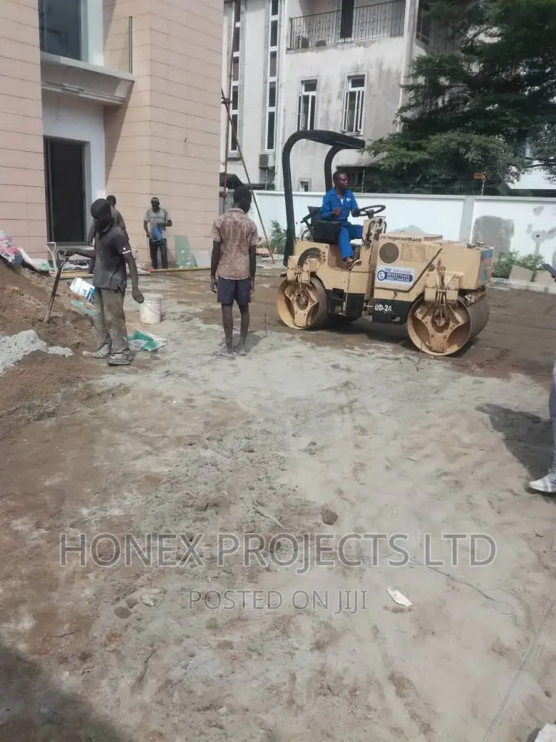 Vibratory Roller Compactor For Hire