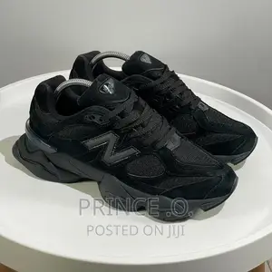 New Balanc 9060 “Black Cat” Sneakers