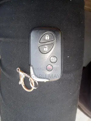 Lexus 350 Keyless