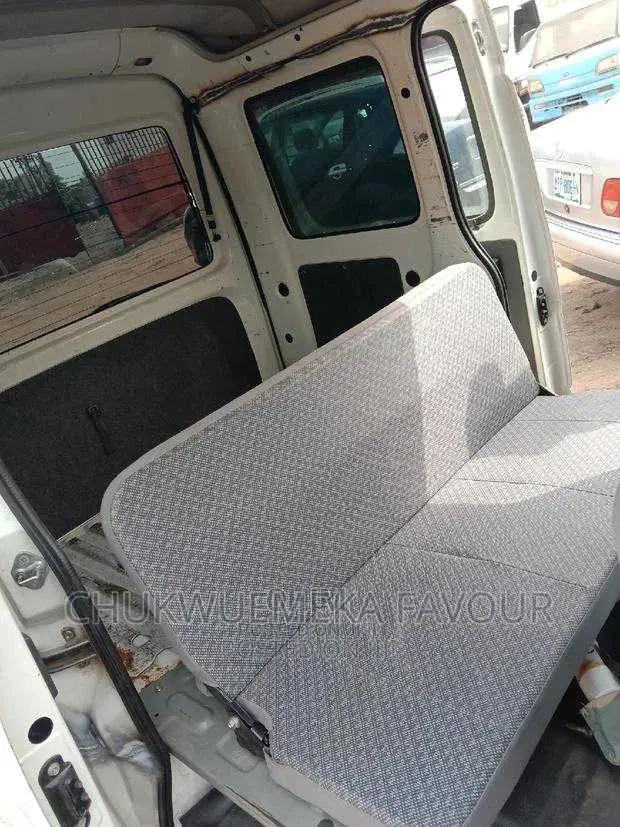Daihatsu Hijet 2005 White