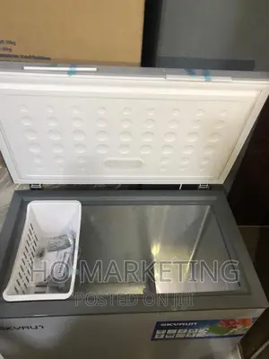 Brand New 200litres Skyrun Chest Freezer BD-200A