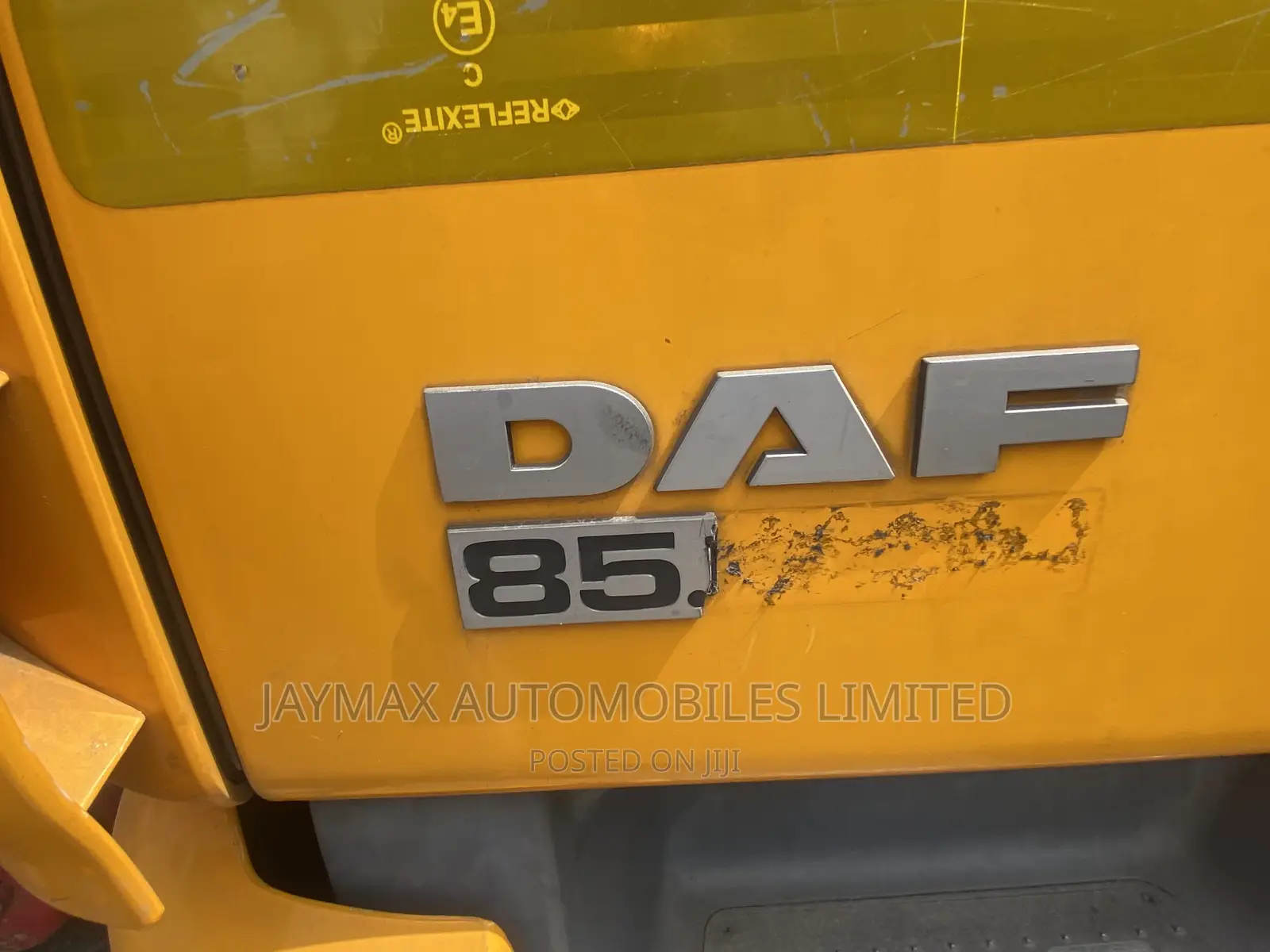 DAF Cf85 Yellow