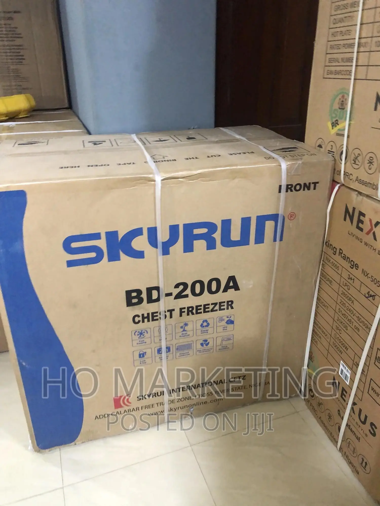 - Sky Run Chest Freezer 200l -Interior Led Light