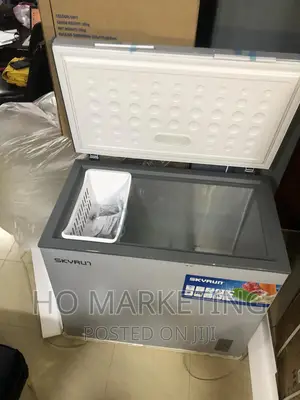Skyrun Chest Freezer 200L -Fast Freeze
