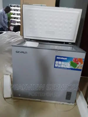 Quiet 200L Skyrun Chest Freezer+ Key Lock