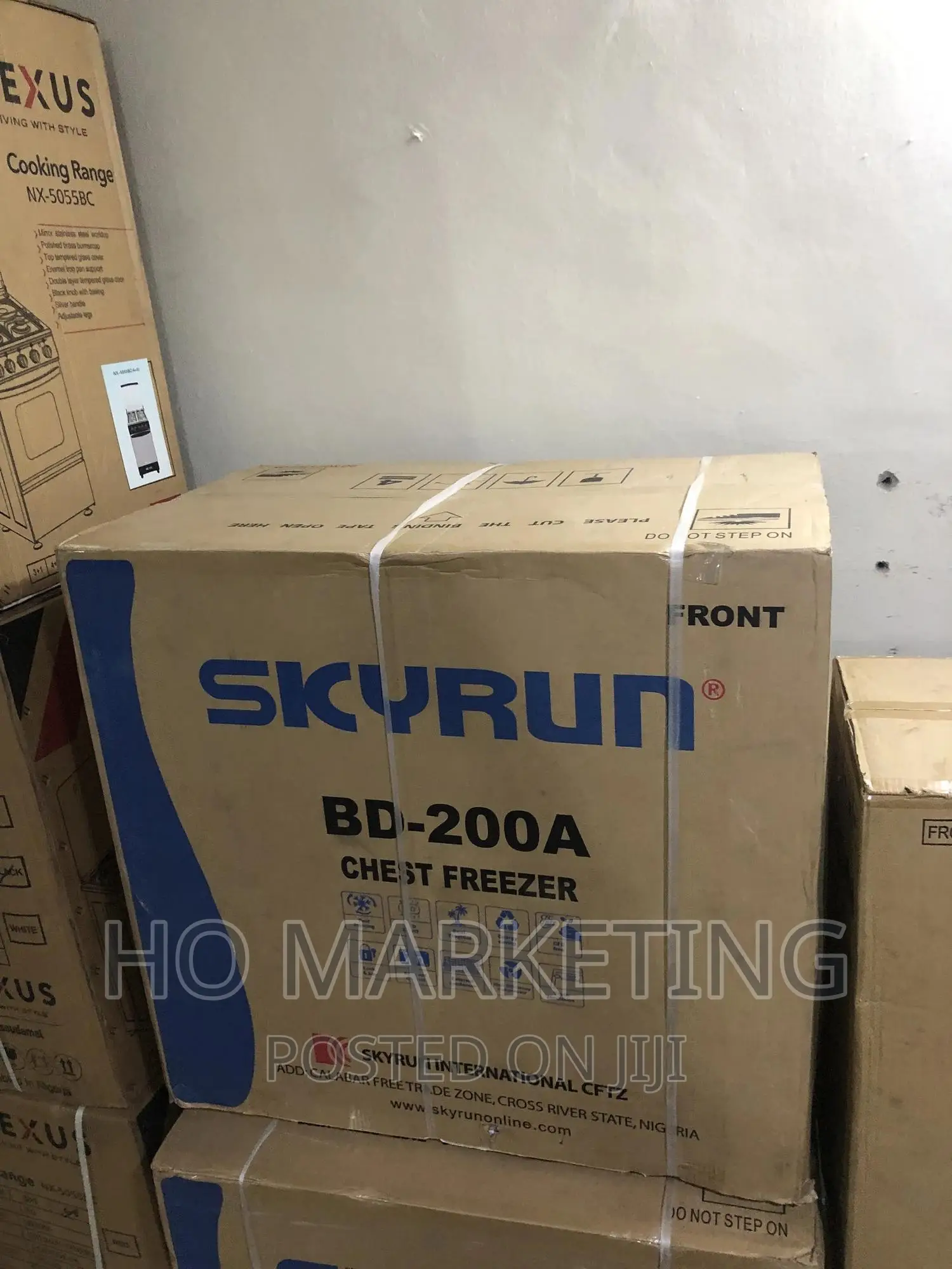 Skyrun Chest/Deep Freezer 200L