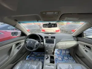 Toyota Camry 2010 Gold