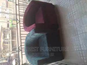 Quality Single Seater Ulphostery Padded Sofa Fabric Chair