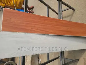 SPC Wooden Laminate Floors
