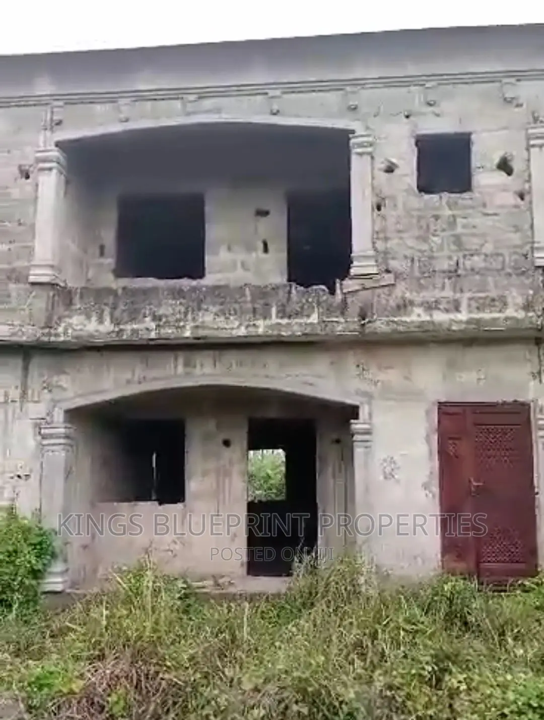 3bdrm Block of Flats in Agbarho, Warri for sale