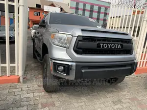 Toyota Tundra 2017 Silver