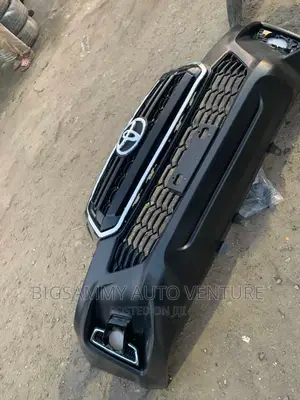 Hilux 2017 Tiger Face Complete Front Bumper