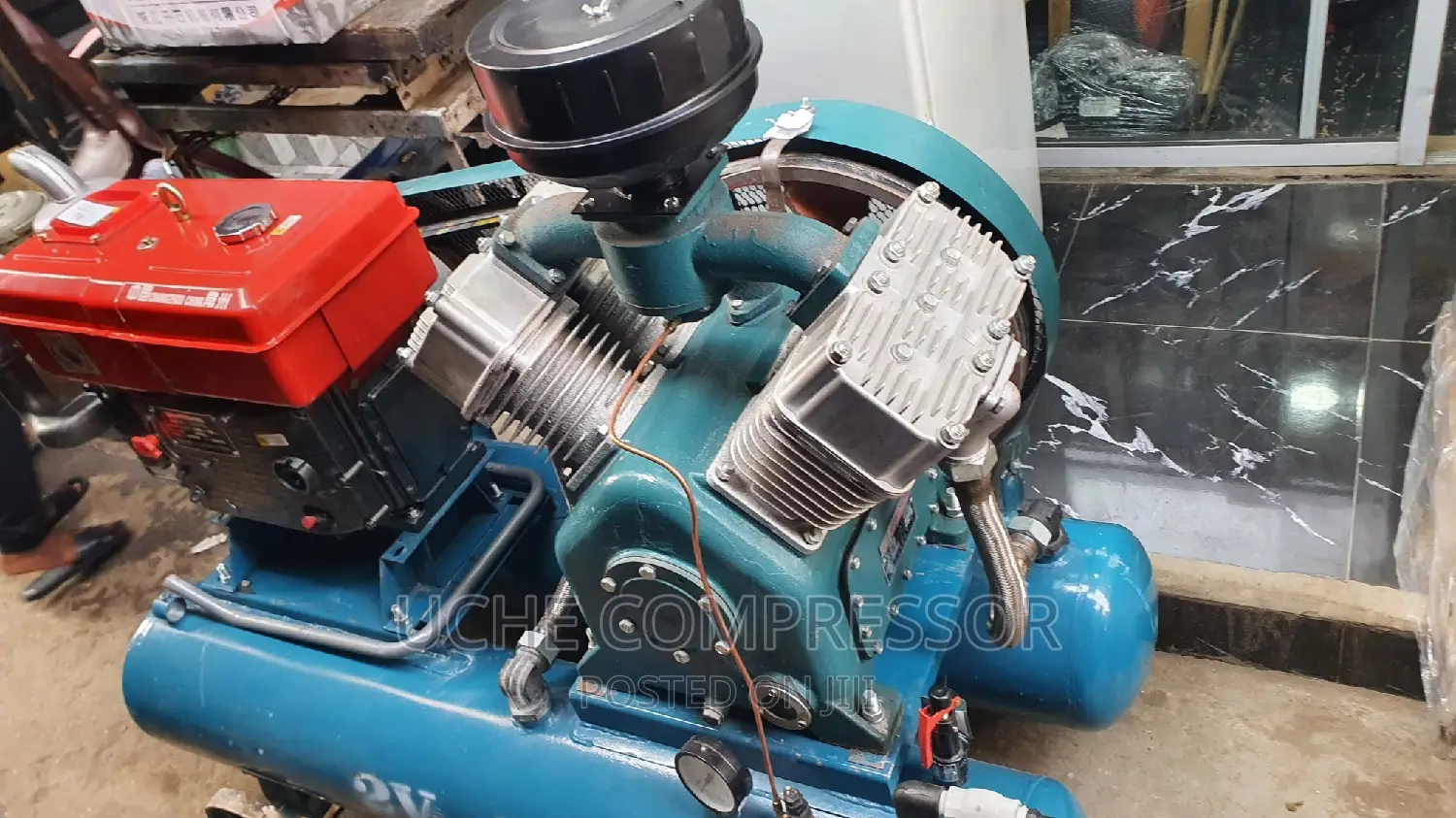 Air Compressor Double Tank 30 H.P With Engine
