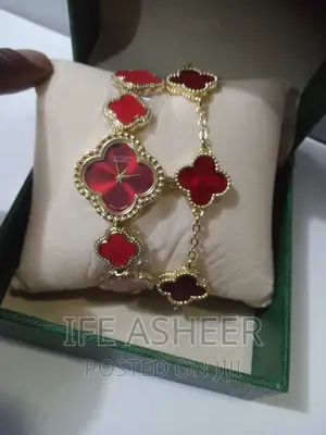 VCA Ladies Wristwatch Bracelet - Red
