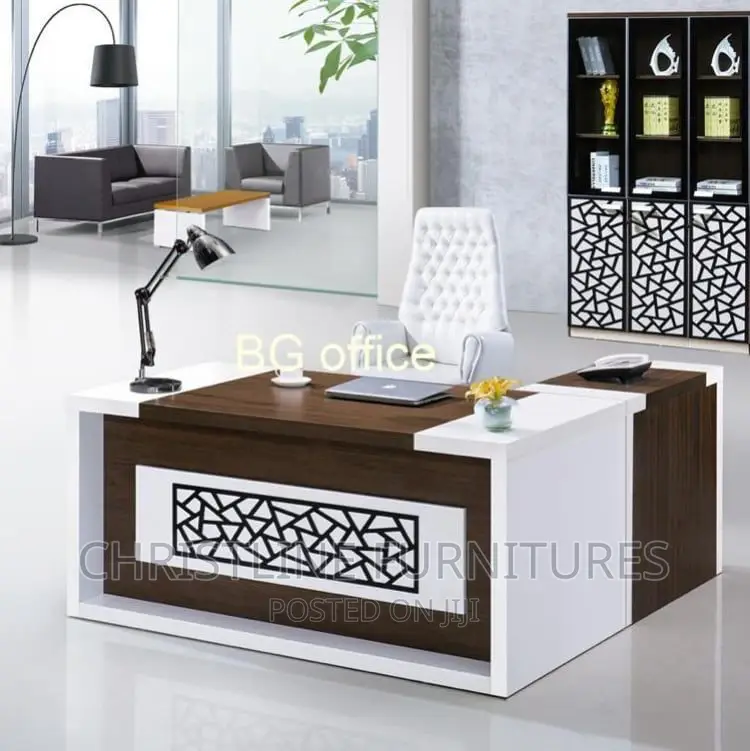Quality Office Boss Table