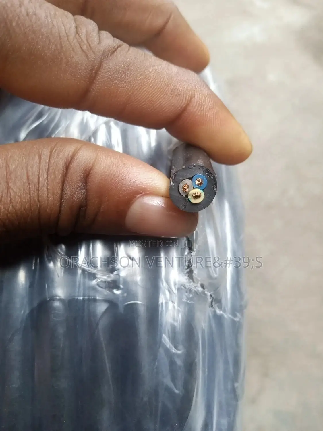 Roll of 2.5x3core Flex Cable