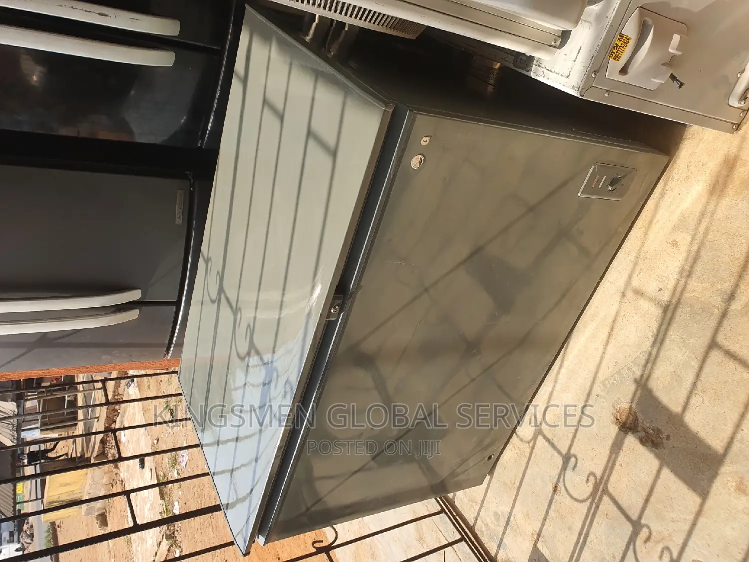 Lg High Quality Deep Freezer. 350litre