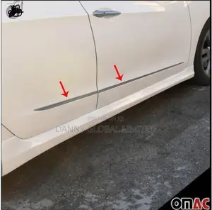 Toyota Corolla 03-07 Sliver Body Chrome