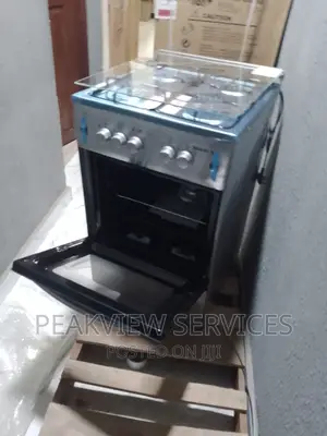 New in Maxi 4 Gas Burner With Oven