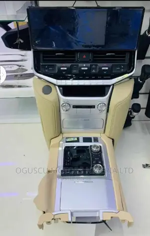 Android Landcruiser 2022 Model With Console
