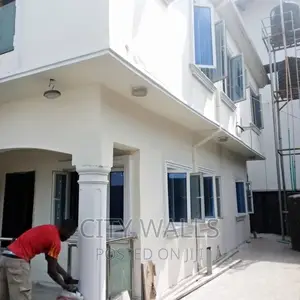 2bdrm Block of Flats in Osapa london for rent