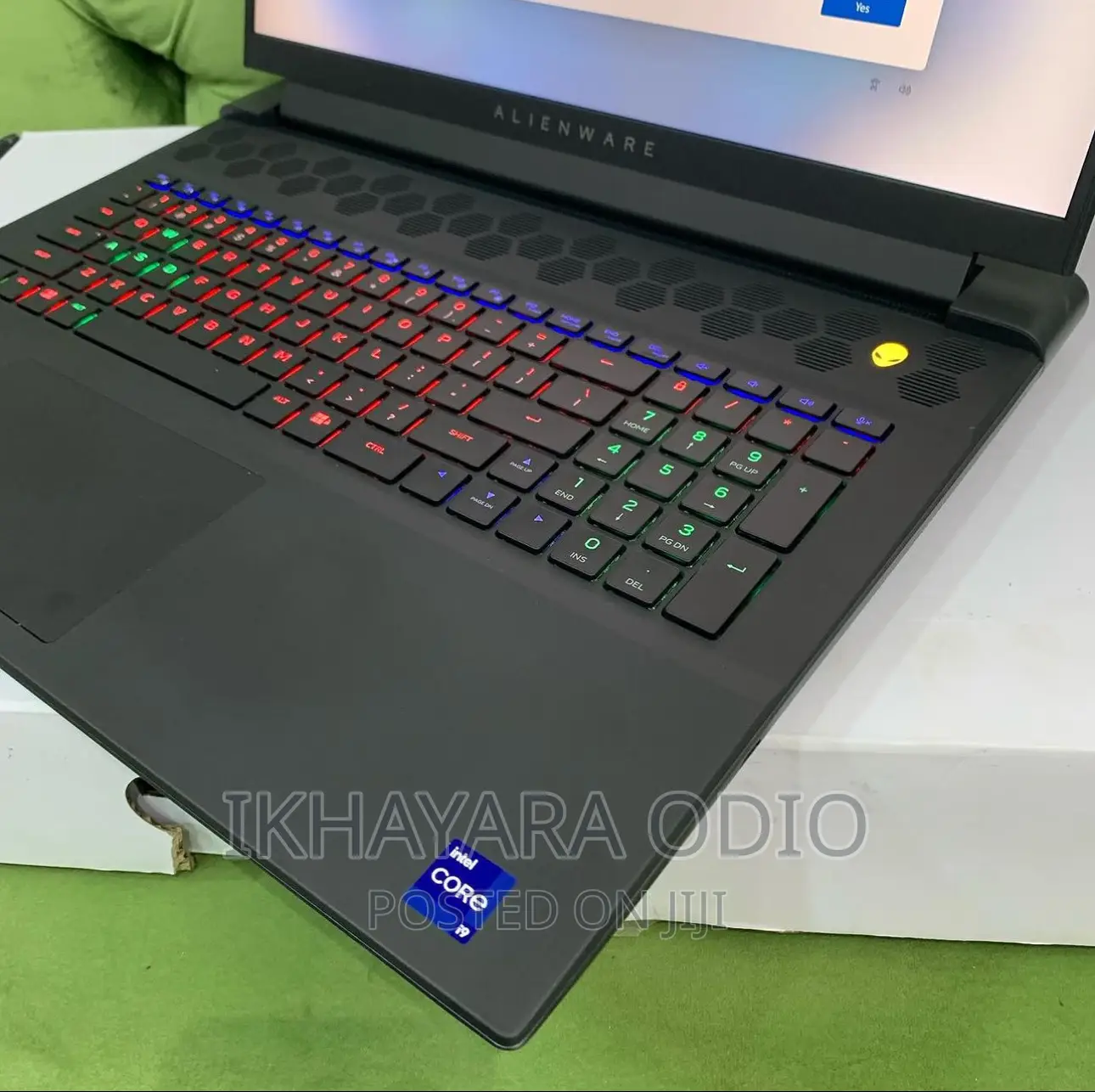 Laptop Dell Alienware M16 R1 24GB Intel Core i9 SSD 1T