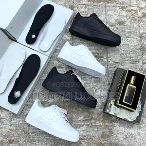 Original High Quality Nike Air Force 1 “All Black” Sneakers