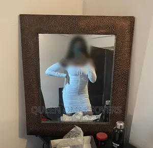 Artistic Framed Mirror With Table