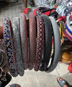 Universal GLITTERING Luxury Steering Wheels Cover