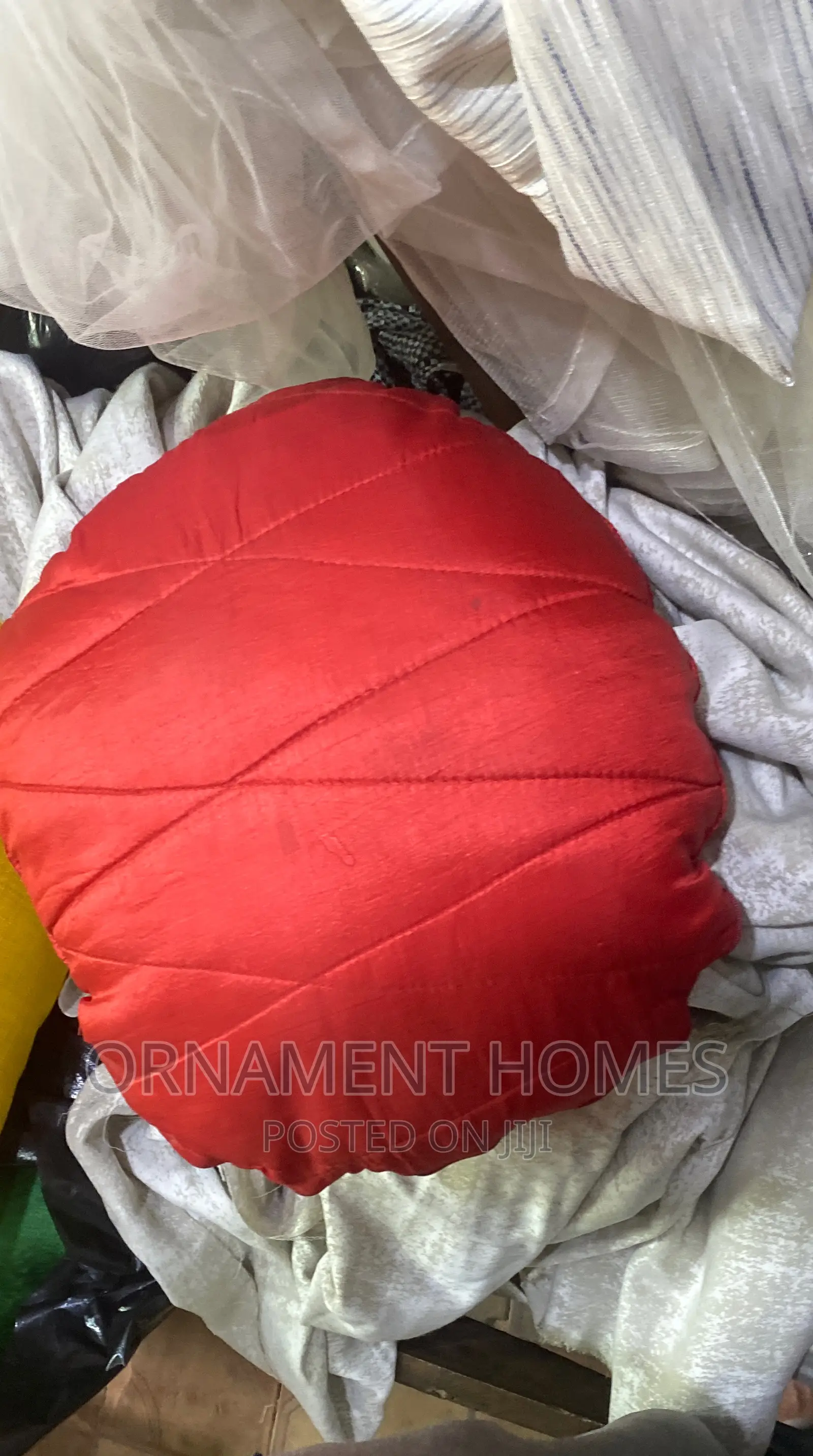 Round Throw Pillows