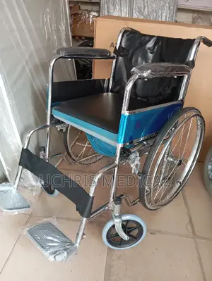 Axiom Commode Wheelchair