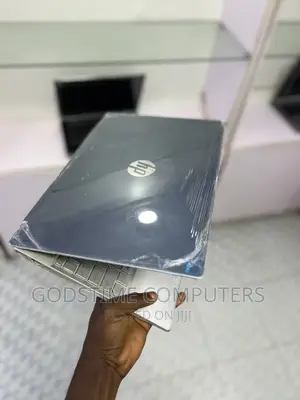 New Laptop HP Pavilion 15 8GB Intel Core I5 SSD 256GB