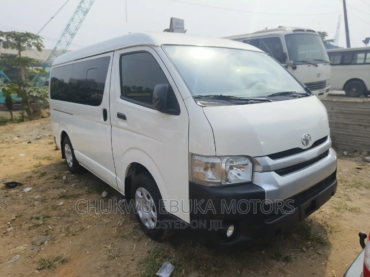 Toyota HiAce 2014 White