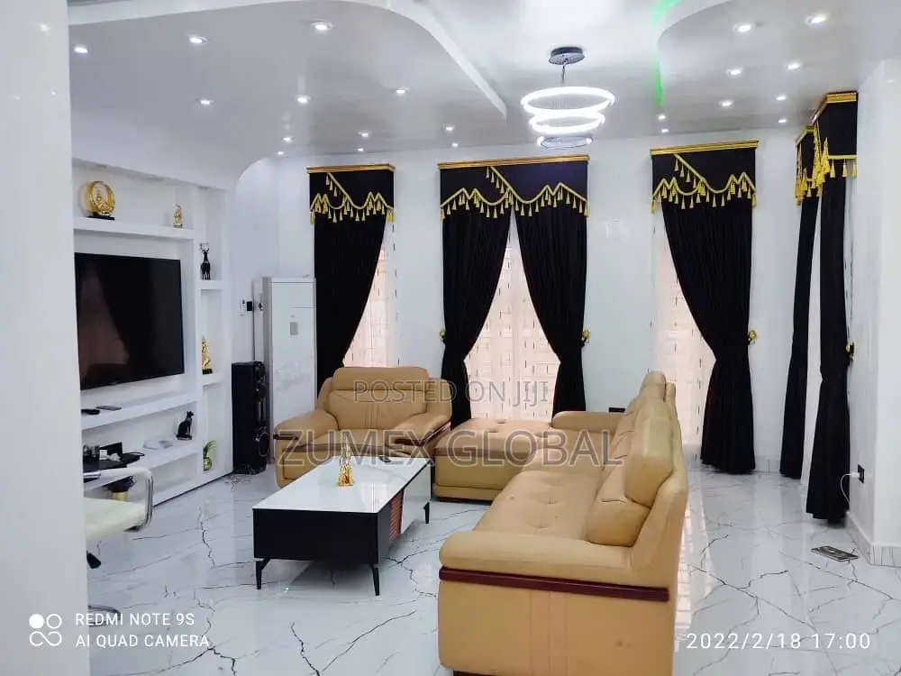 Royal Curtain Design