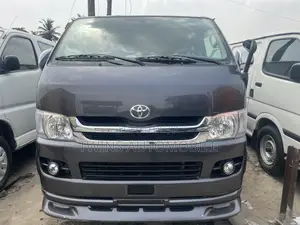 Toyota HiAce 2013 Grey