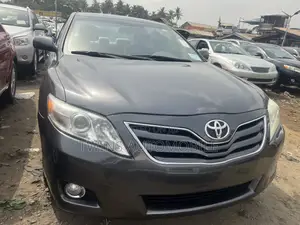 Toyota Camry 2010 Gray