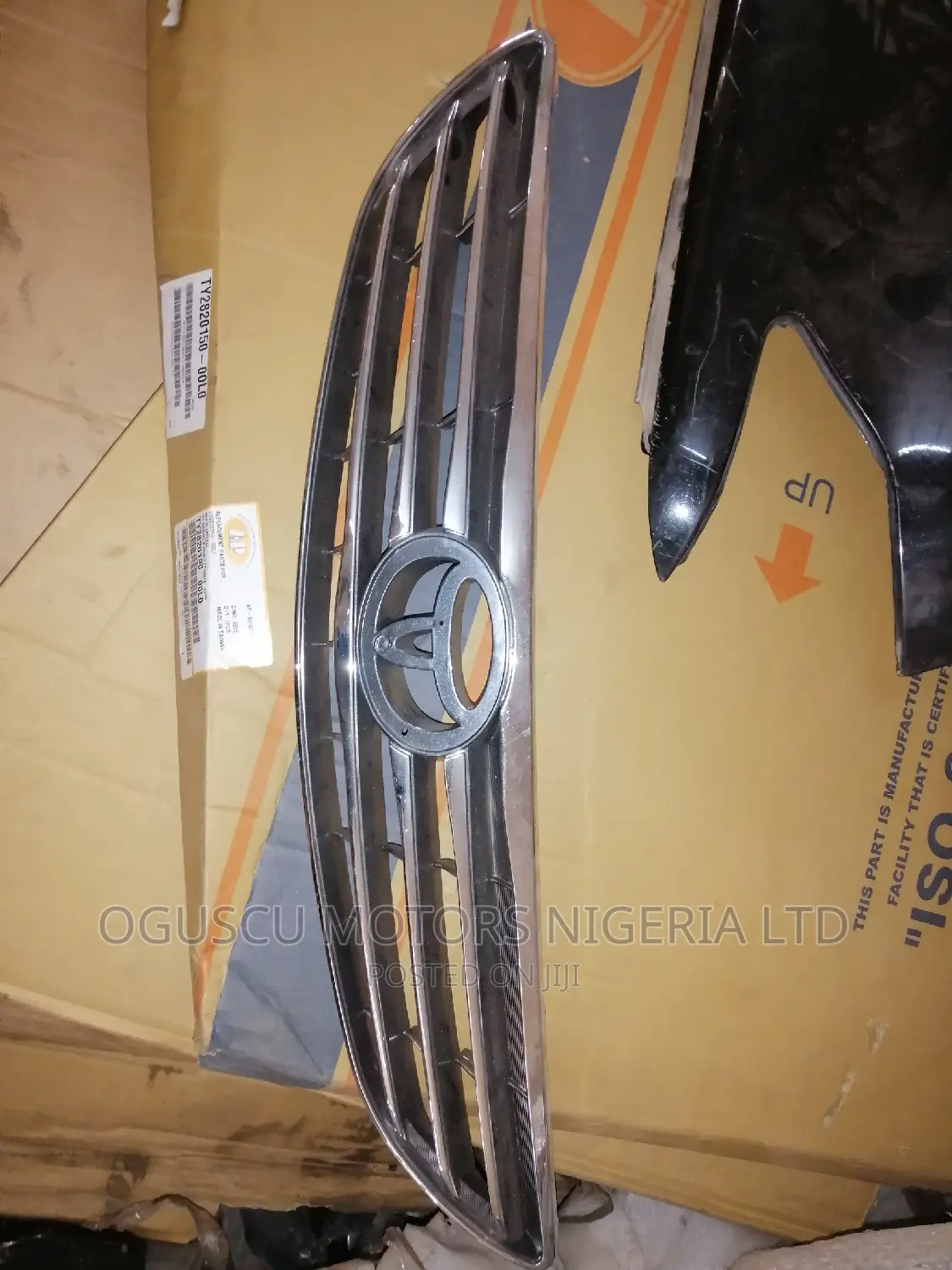 Front Grille Camry 2005 Model