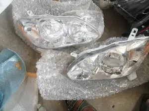 Headlamp Corolla 2005 Model