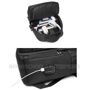 Baowang Draftwaterproof Backpack With Antitheft Lock and USB