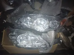 Headlamp Corolla 2010 Model
