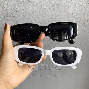 Revolves Fashion Glass