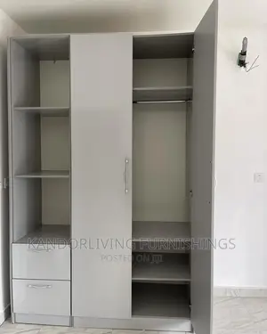 4 by 6.5 Wardrobe Size