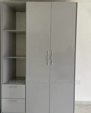 4 by 6.5 Wardrobe Size
