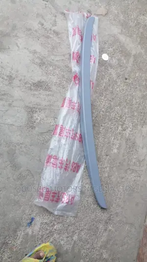 Booth Spoiler Camry 2007 Model