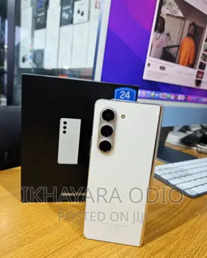 Samsung Galaxy Fold 5G 512 GB White