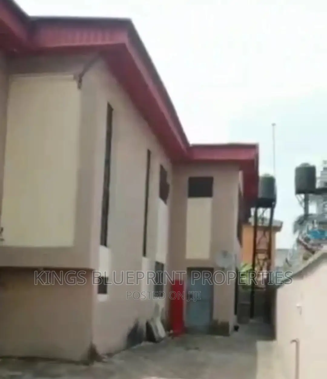 4bdrm Duplex in Bendel Estate, Warri for sale in Warri Houses