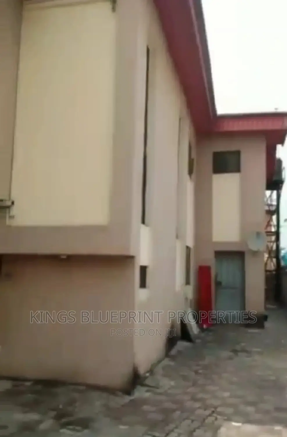 4bdrm Duplex in Bendel Estate, Warri for sale in Warri Houses
