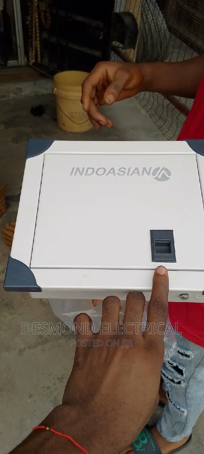 6 Way Distribution Board