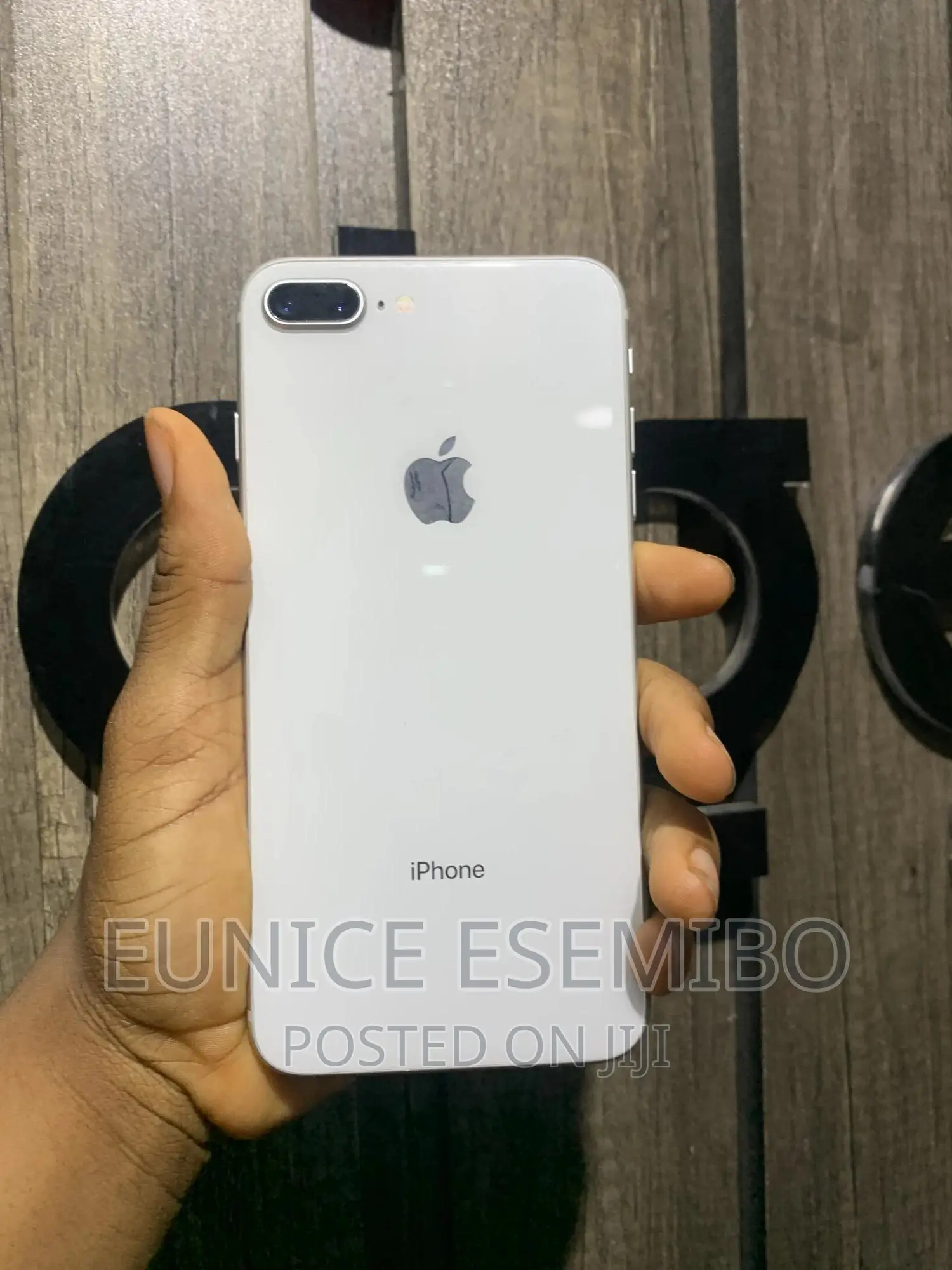 Apple iPhone 8 Plus 64 GB White