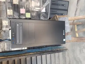 Desktop Computer Asus 32GB Intel Core I7 SSD 1T